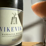 Barbagia IGT Rosé de Vikevike détail verre